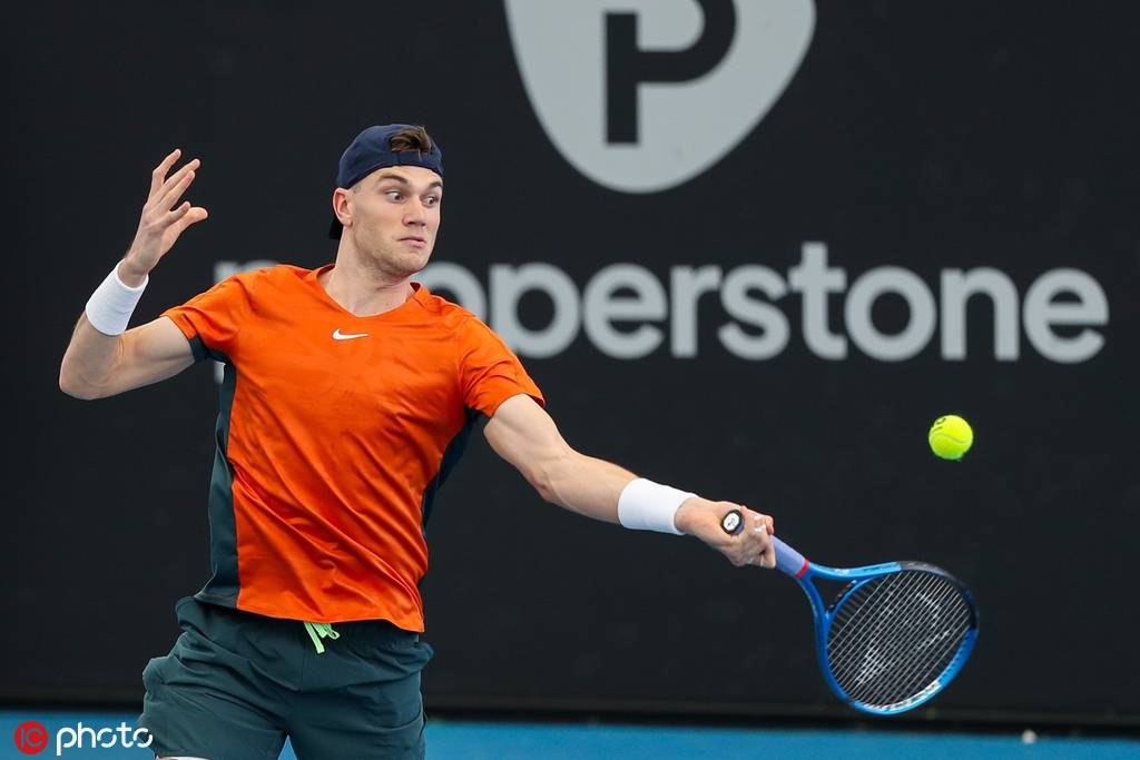 联赛中的竞 联赛中的竞