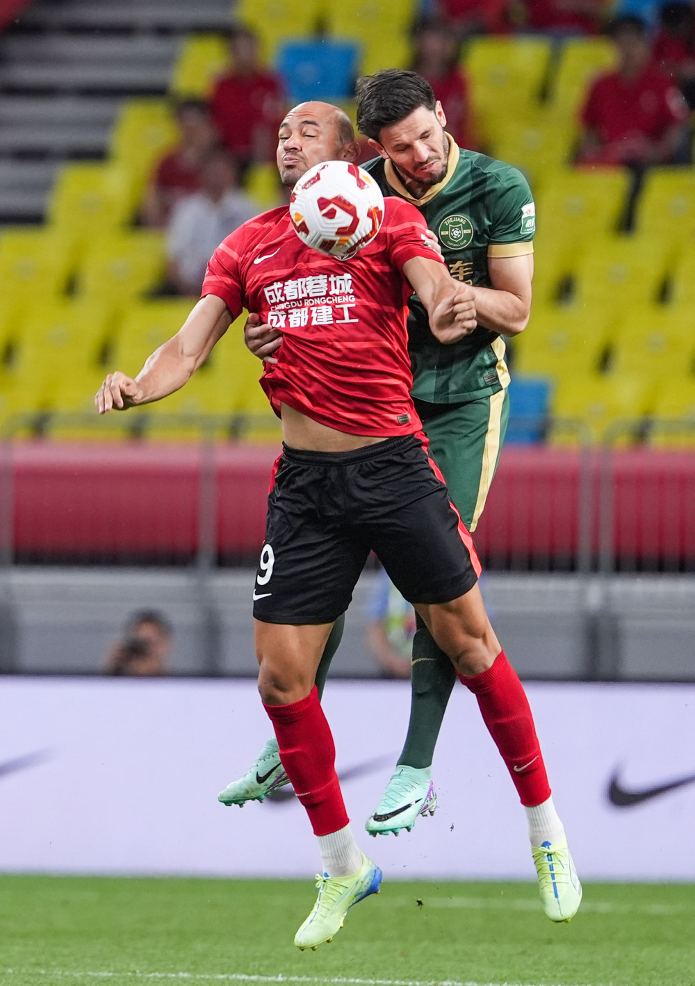 带到球队 带到球队