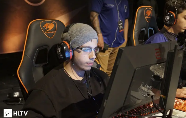 最佳球员揭 最佳球员揭